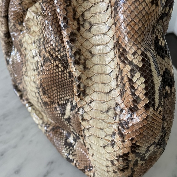 Michael Kors Genuine Python Skorpios Ring Handbag - Picture 3 of 13